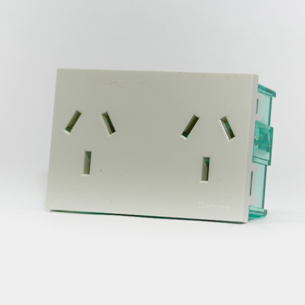 Modulo Toma Bipolar c/Tierra Doble "Easyfit" Sin Derivaciones